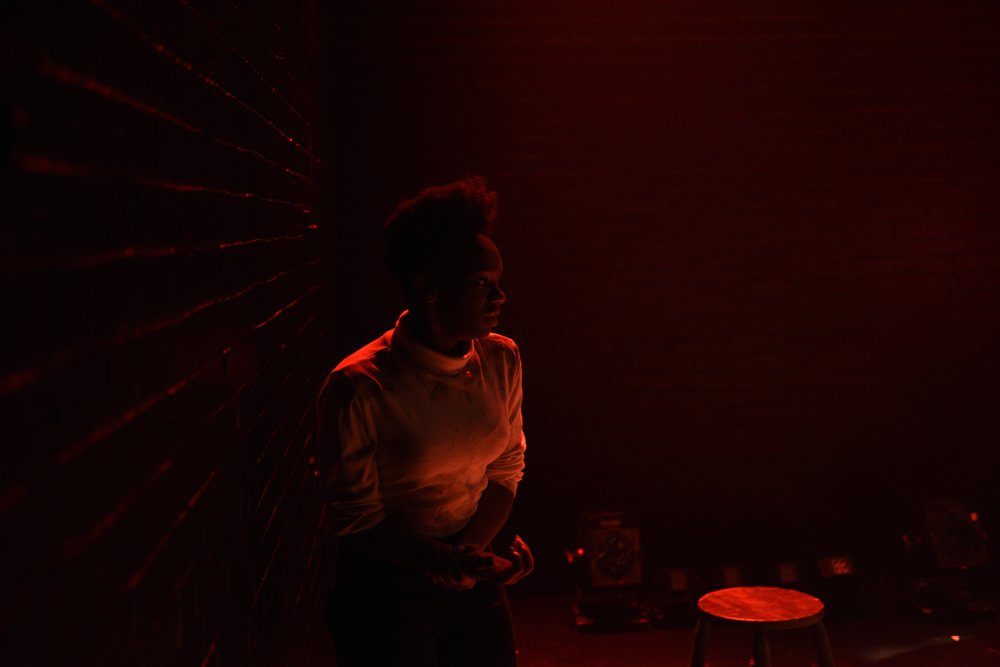 LittleBlackAfro's tweet photo. "a dark tale of memory, traumatic experience and mystery" - Only 5 shows left for #SwanTO! Playing until Sunday at TPM's Backspace. #theaTO https://t.co/Dn4j8RnCcq