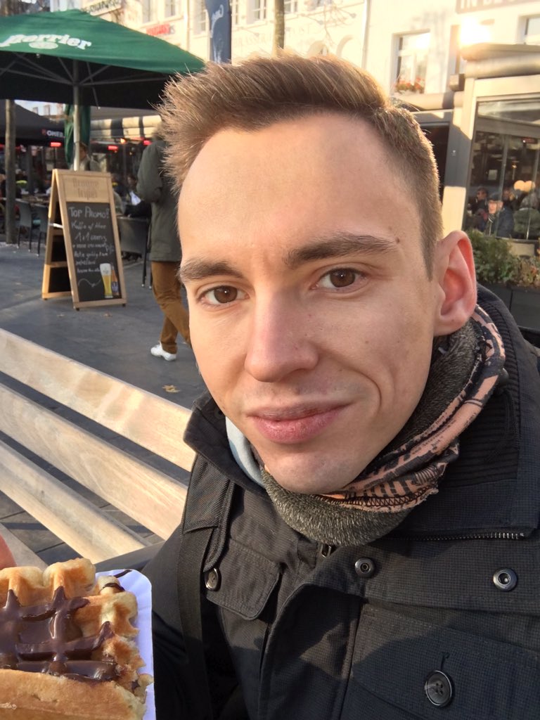 JanMolak's tweet image. A visit to Belgium would not be complete without a waffle! Thanks for having me @devoxx It&apos;s been a pleasure speaking on #serenityjs #devoxx