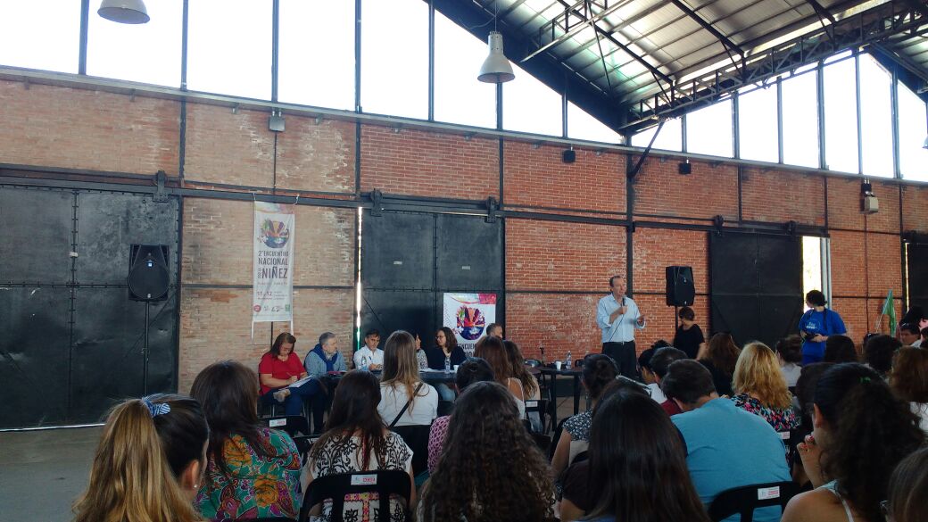 MinSaludMza's tweet photo. Equipo de la subsecretaria de desarrollo social participando del segundo encuentro nacional por la niñez https://t.co/JYL3TVtqXT