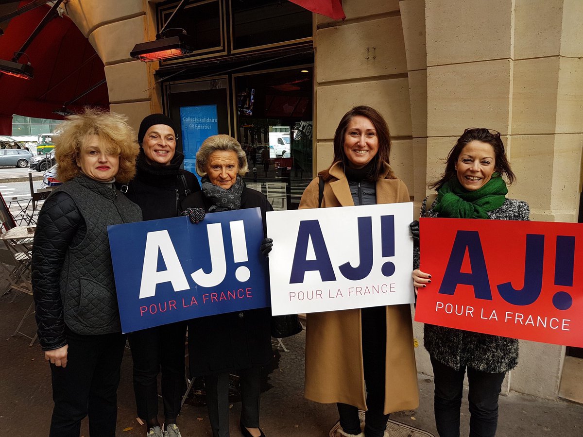 MdeCalanParis16's tweet photo. Belles opérations de terrain #CapAJ et #JAJ ce matin à Molitor, Gros pour @alainjuppe au Zénith lundi et dès le 1er tour le 20/11 #TousJuppé https://t.co/6XTd6G4fxx
