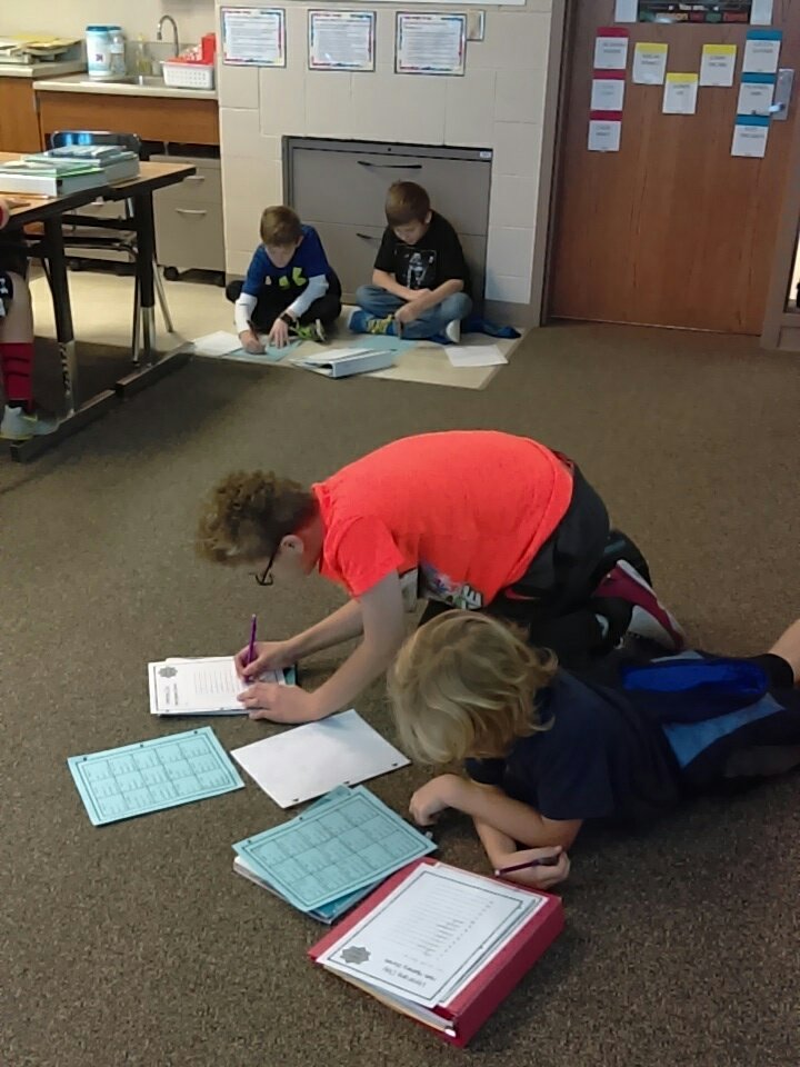McMathStar's tweet photo. #VeteransDay math #buffettknowsmath @BuffettMagnet #cooperative learning @Team_Guardiola https://t.co/FCSyf4g9F6
