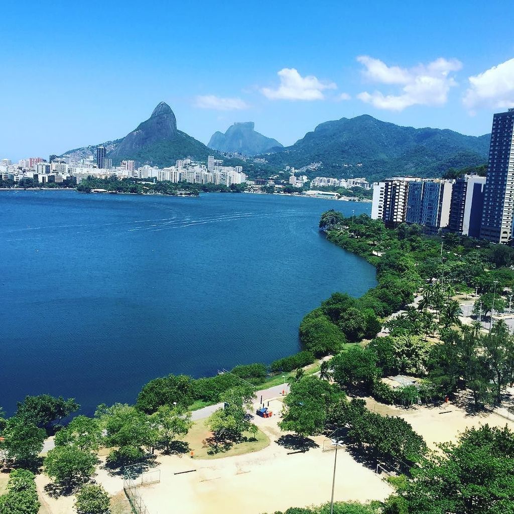 Dia lindo na cidade maravilhosa! #work #job #riodejaneiro #cidademaravilhosa #lagoa #organizer #instadaily #instamo…