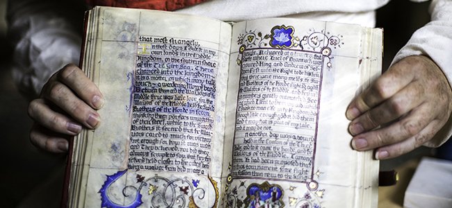 Members of the Society for Creative Anachronism have created an illuminated medieval text using ancient methods. magbloom.com/2016/11/calf-t…