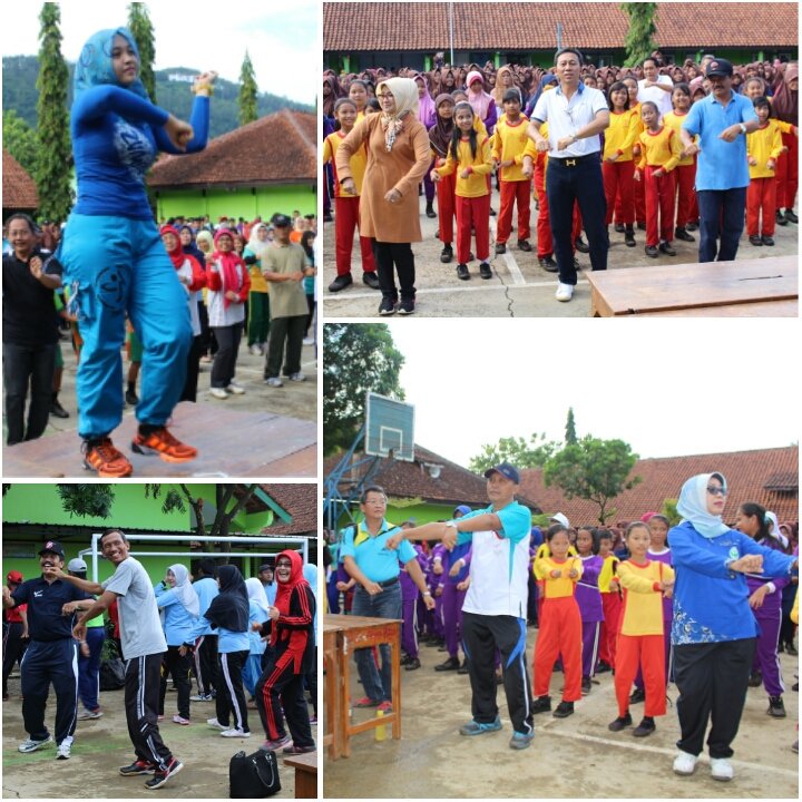 Senam bersama salah satu rangkaian dlm JEMARI di Karanggayam, tuk wujudkan kesehatan jasmani <a href="/bupatikbm/">M. Yahya Fuad</a> <a href="/KesraSetda/">kesra setda kebumen</a> @dinkes_kebumen