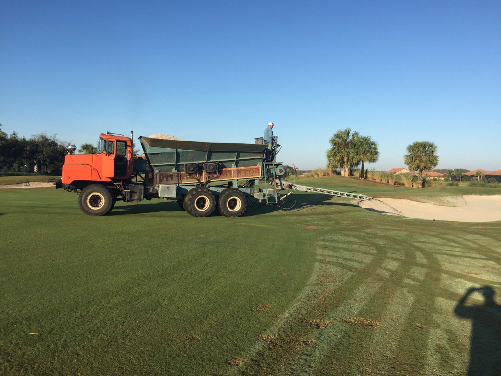 PantherRun_GCM's tweet photo. Adding sand to the bunkers. https://t.co/NHHudv8lNw