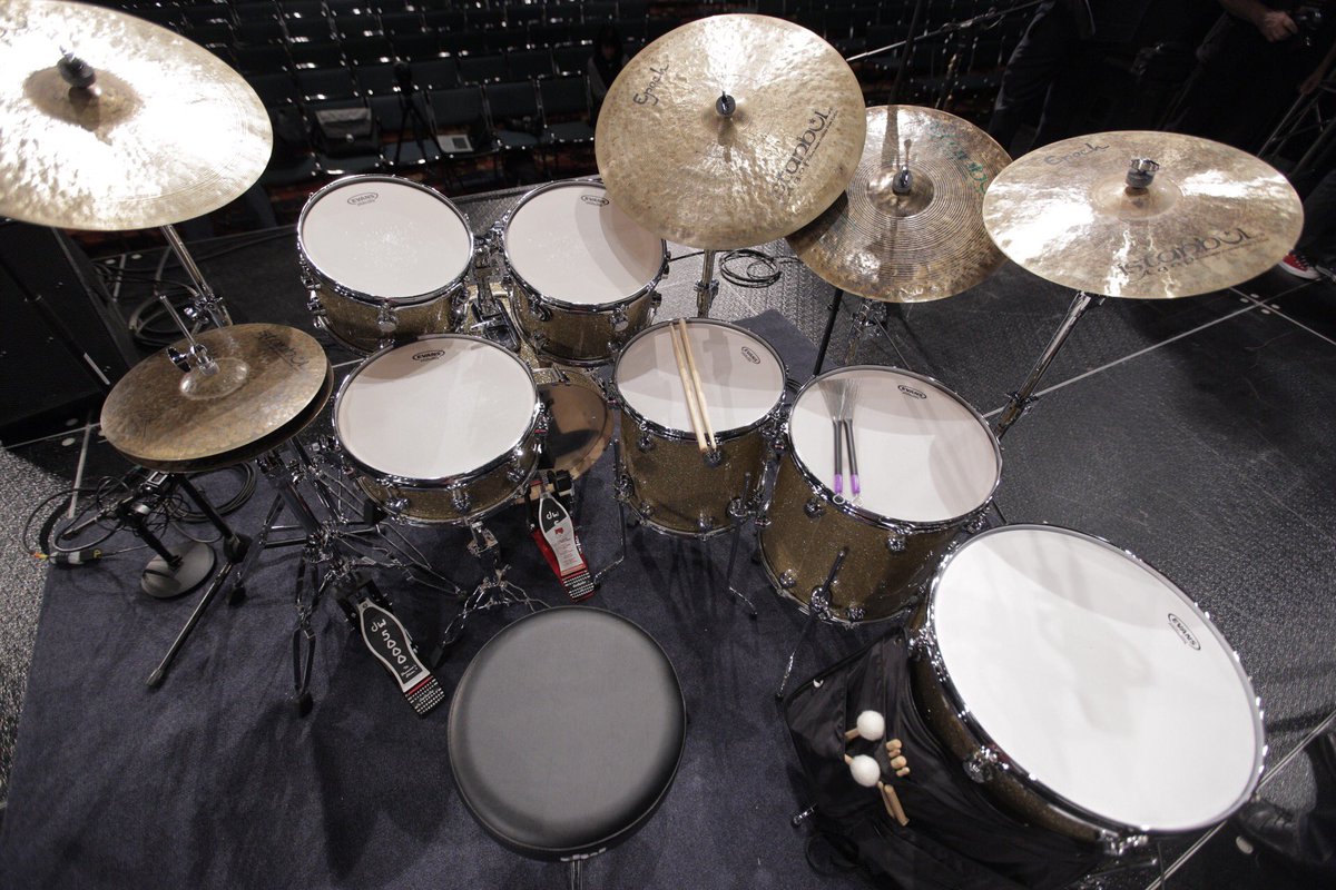 EVANSDrumheads's tweet image. Evans artist Mike Clark&apos;s setup for his #PASIC16 clinic yesterday. #drumfam