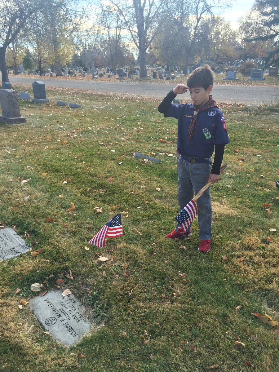 Thank you to all our Veterans and those who continue to serve our country...we honor your service, commitment and sacrifice #VeteransDay