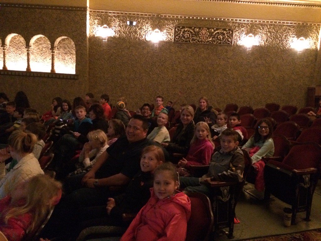 MichelleNick7's tweet photo. 4th graders are ready to hear the Civic Symphony of Green Bay. @MichelleNick7 #RaiderStrong https://t.co/yK1X7yIuPz
