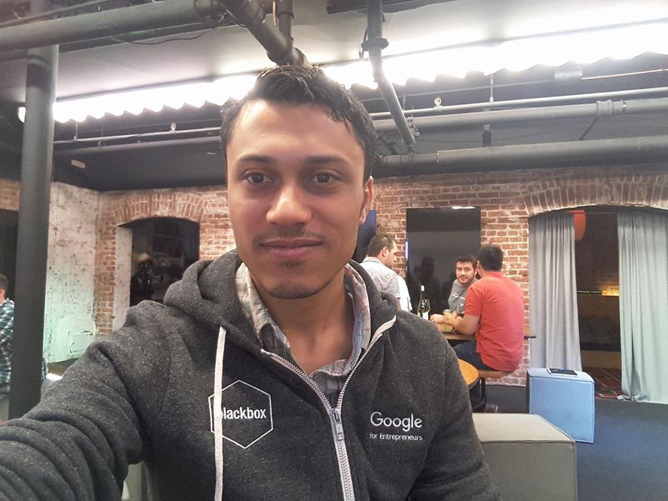 GazaSkyGeeks's tweet photo. YES!! @OsaydMadi made it to San Francisco to attend the @blackboxvc Connect Program @GoogleForEntrep! We are so proud of you! https://t.co/Fvyazvo6cn