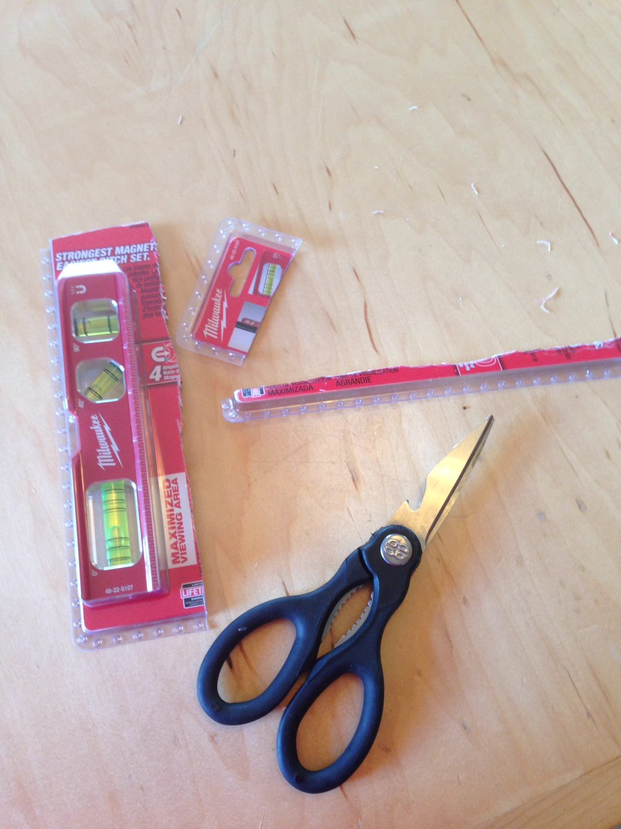 DancaDesignInc's tweet photo. @MilwaukeeTool Apparently Milwaukee's reputation for durability also applies to their packaging. https://t.co/sUDZt2O9xC