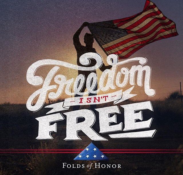 Happy #VeteransDay! We proudly honor &amp; support #veterans &amp; their families with <a href="/FoldsofHonor/">Folds of Honor</a>. We donate $2.13 w/ every #MadeintheUSA polo.