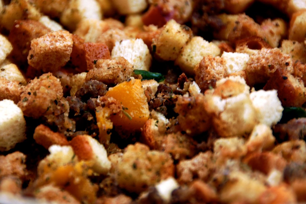 TheTylt's tweet photo. Stuffing or dressing: What should we call the Thanksgiving dish?

Vote by sharing #ItsDressing or #ItsStuffing
https://t.co/NavIeytPvC https://t.co/fXClLIj0To