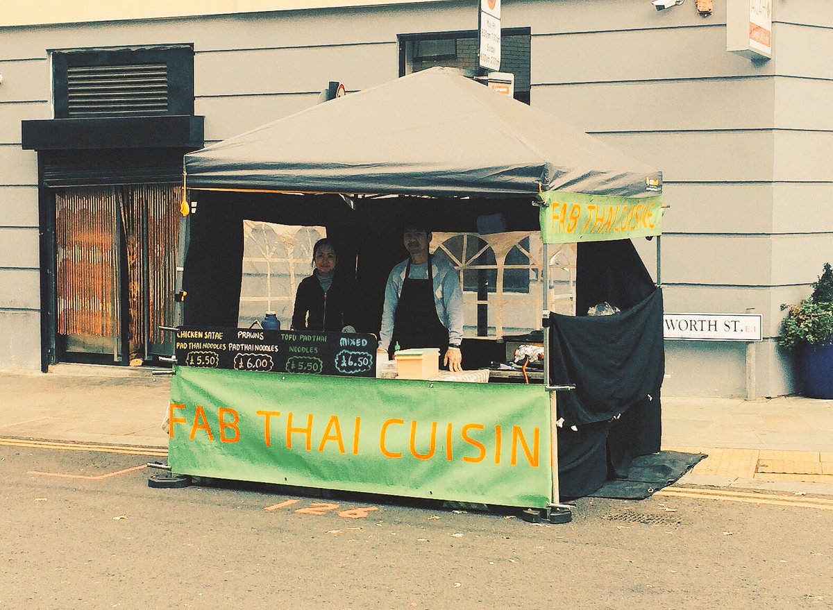 #ThaiCuisine over at #WentworthStreet #CommercialStreet #PetticoatLane #Aldgate #LoveLondon #StreetFood #FridayFeeling!
