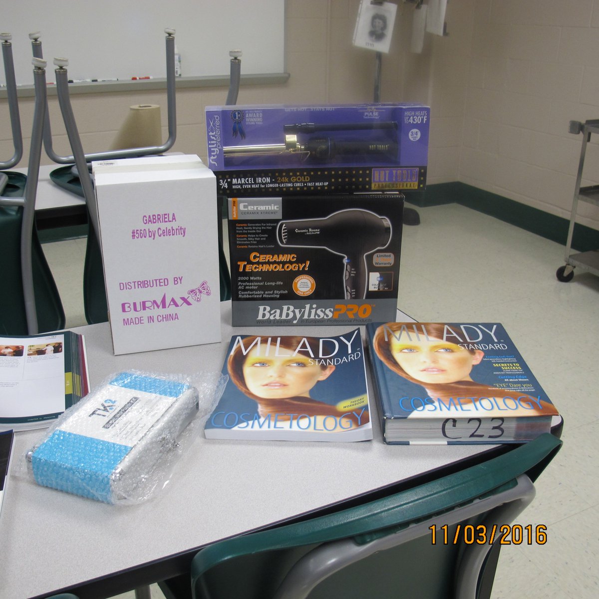 mbeswick1's tweet photo. Open House at @BataviaCTE was awesome! Cosmetology ROCKS!!! https://t.co/GX8wS0clSW