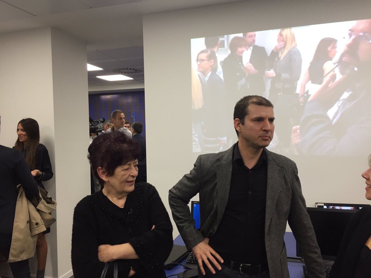 Na otvaranju istrazivacko-razvojnog centra <a href="/fonbg/">FON</a> ... ponosni partner @SG_Srbija