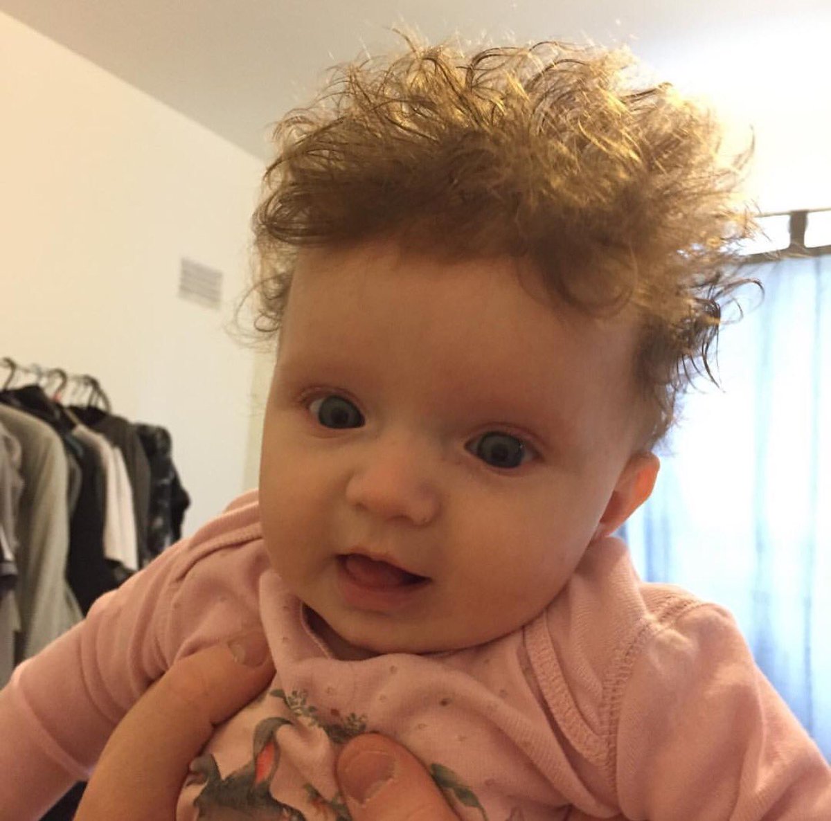 ElliottSevers31's tweet photo. Love this wig head so much💗 #hair #justgotup #3monthsold #MakesMeSmile #makesmehappy #LoveHerSoMuch https://t.co/wMVwStqbNI