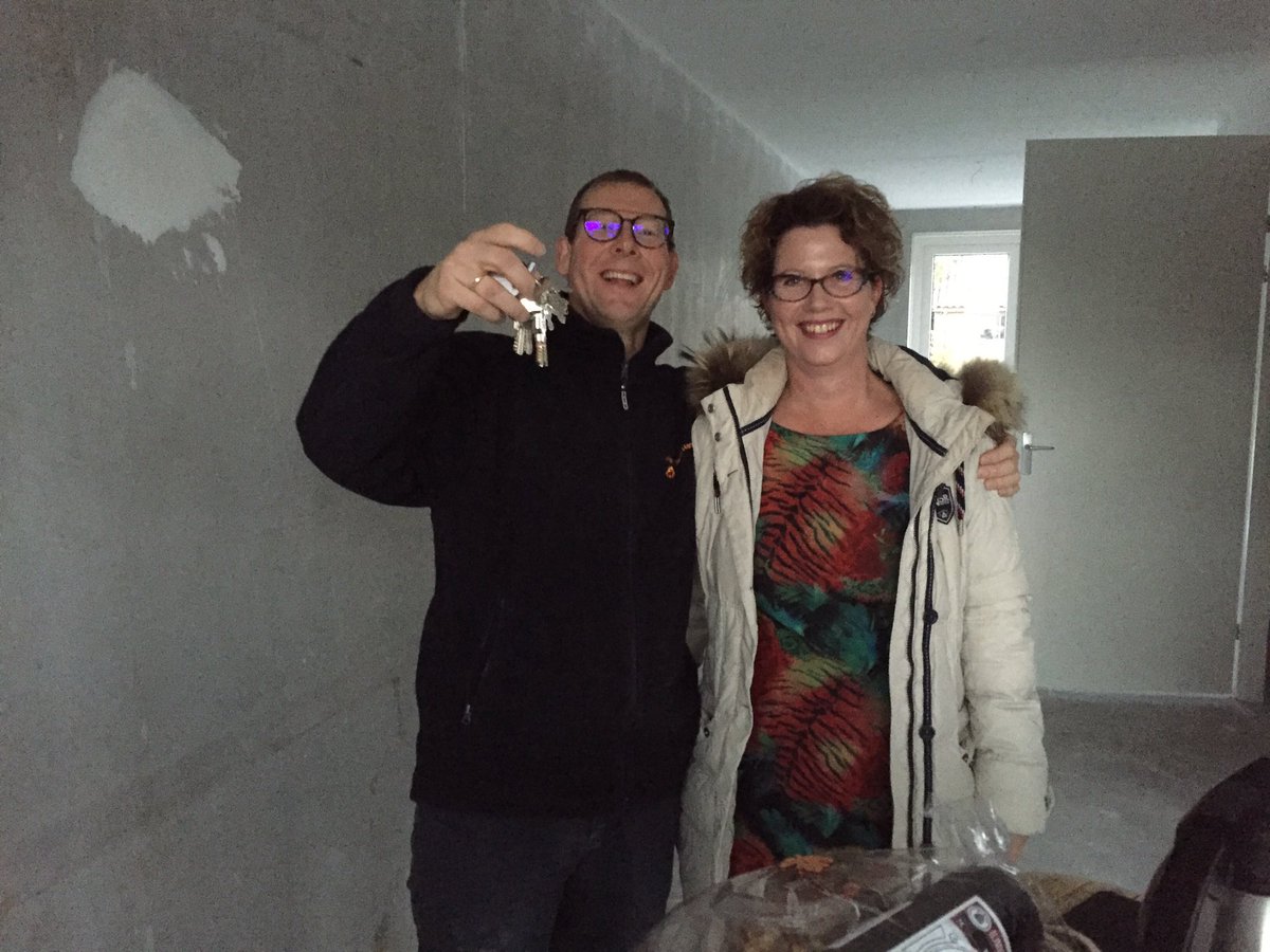 kohuisman's tweet image. Spetterend begin van de dag, fijne aflevering in @Sintmapark. Bouwen is een feestje @VanWijnenGroep. #klantwaarde