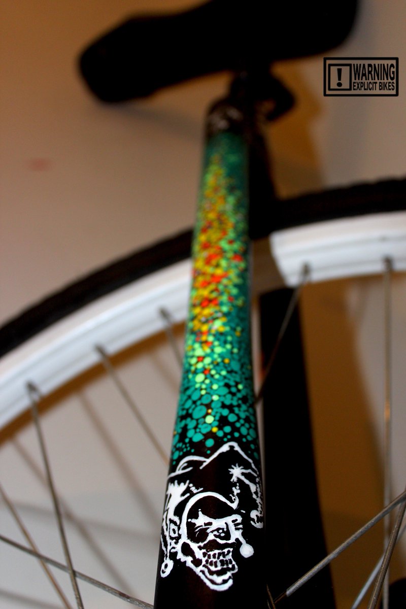 explicitbikes's tweet photo. #Unicycle 24'' #Jester #Paintwork #Joker #Biketattoo #ExplicitBikes https://t.co/YrfC6npvQk
