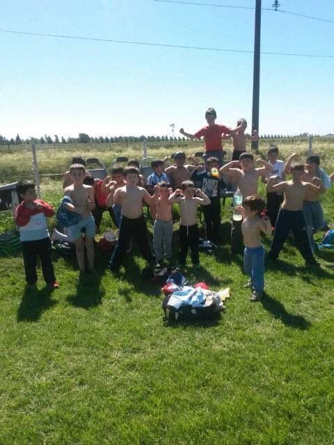 Las rosetas se van mañana a jugar .. pero mas a divertirse... a rufino con los Pampas !!!  Muchas gracias pampas  por tenernos en cuenta