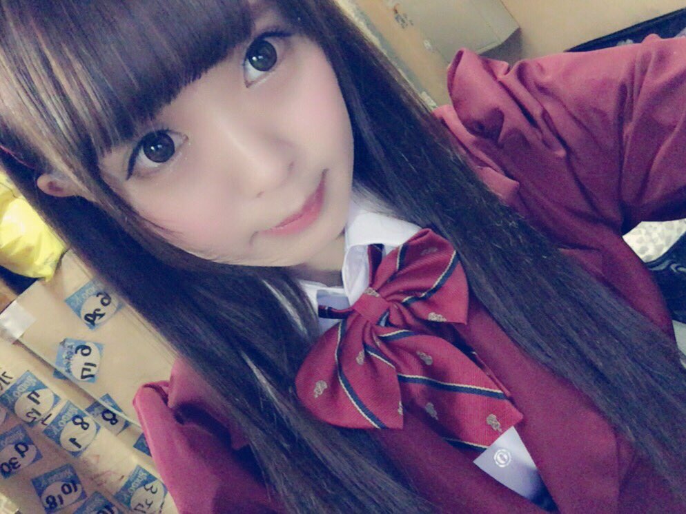 どっかの有名な地下アイドルが事務所社長らしきおっさんとキスしてたらしい 無断転載禁止 C 2ch Net どっかの有名な地下アイドルが事務所社長らしきおっさんとキスしてたらしい 無断転載禁止 C 2ch Net