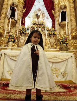 ComoSerSanto's tweet photo. "O verdadeiro humilde sempre duvida das próprias virtudes e considera mais seguras as que vê no próximo" Santa Tereza D'Avila https://t.co/jOveosyy7n