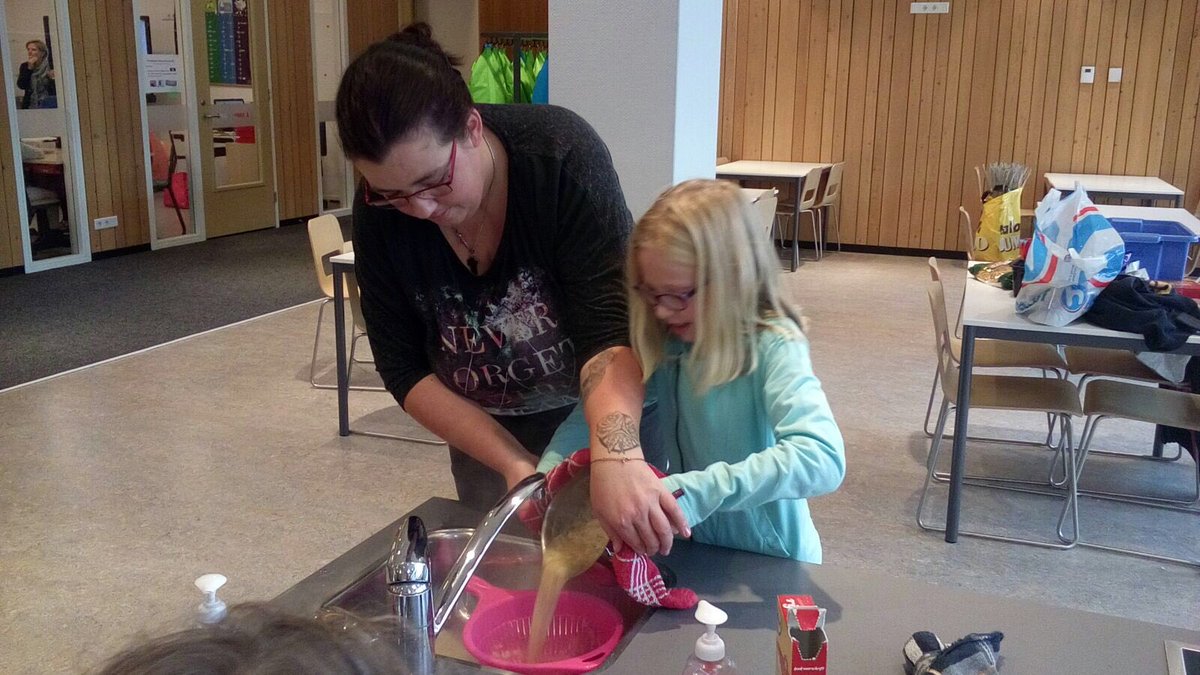 #kookles  <a href="/ObsBalans/">Wereldkidz Balans</a> <a href="/Ontmoetingshuis/">Ontmoetingshuis</a> nasi #gezondenlekker