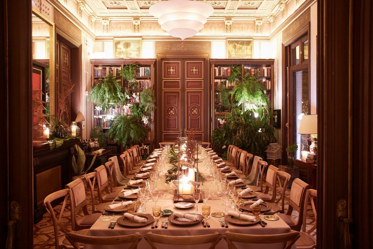 cottonhousebcn's tweet photo. Make Family dinner a priority! #specialevent #dinnercelebration #batuar https://t.co/tbMFJsLTPI