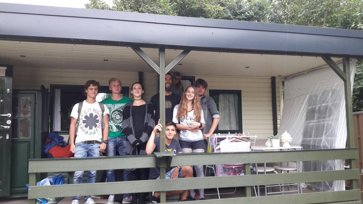 AnkeElze's tweet photo. Super leuk om weer al die voorbereidingen te treffen voor ons #gitaarweekend op het schitterende @_schouwen https://t.co/dKOes0ytQ2