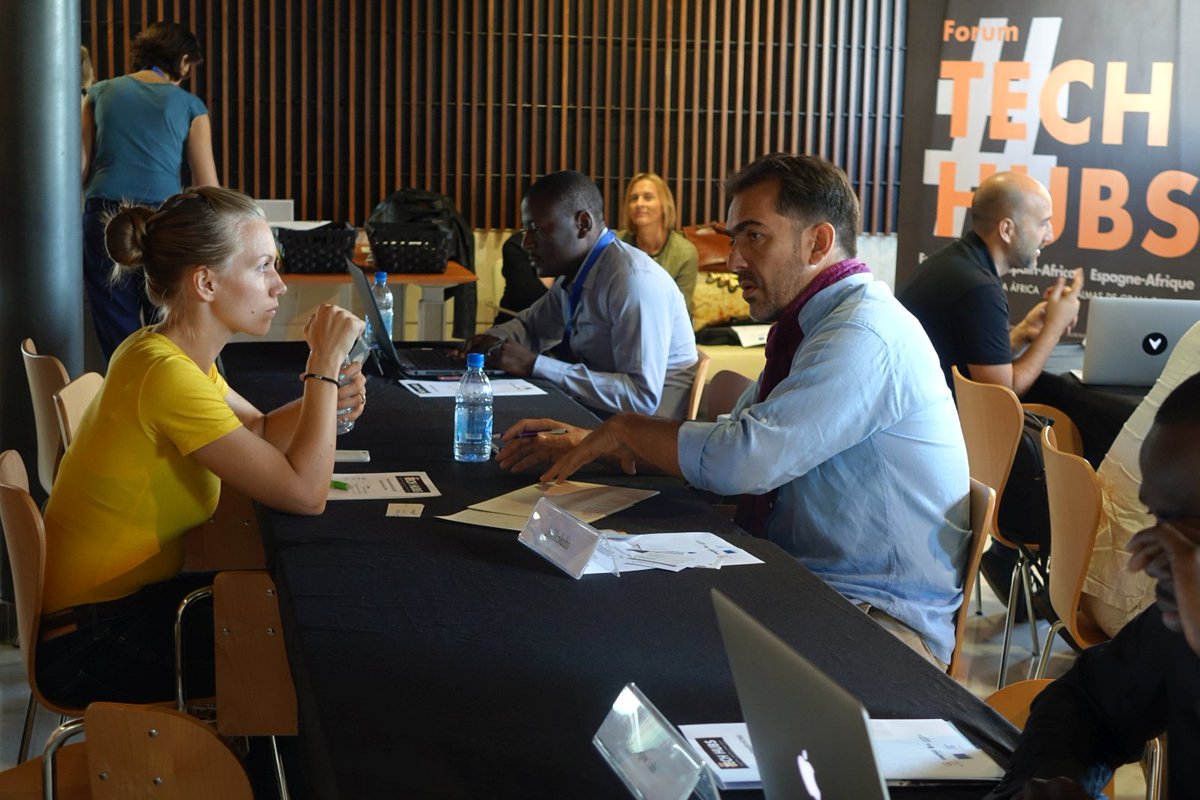 joantp's tweet photo. Mucha actividad en las reuniones #b2b del #ForumTechHubs. Empresas tecnológicas de España y #Africa  tendiendo puentes https://t.co/qKHClKWhzi