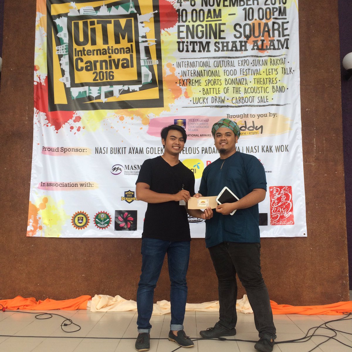 diaforaco's tweet photo. Live update!!
The winner of Battle of Traditional Solo Eddie 
#BOTA2016 
Engine Square, UiTM Shah Alam. https://t.co/dfhgx0tc4v