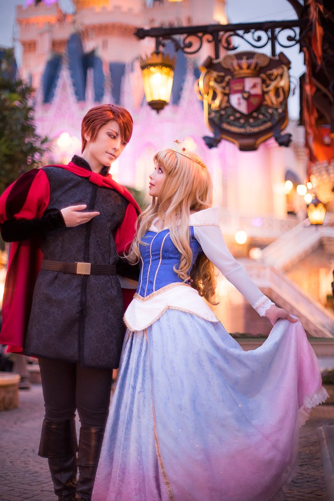 Disney Cosplay Twitter