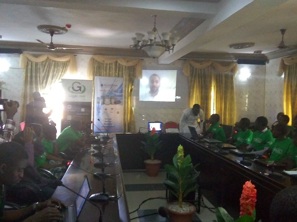 AWOMKENNETH1's tweet image. @markersien #hackjos2016  @LAClosetDesign