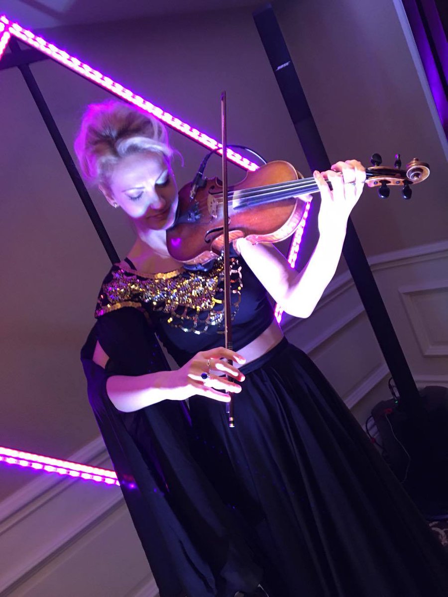 caudwellkids's tweet image. We're ready for a day of fizz, food, shopping, entertainment &amp;amp; fundraising with our Ladies Lunch event at the fabulous @Langham_London 🍸