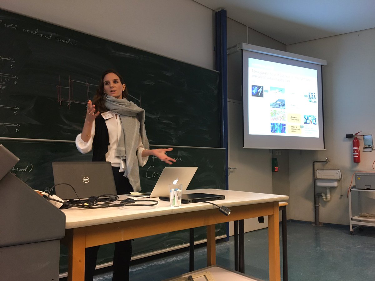 pilukinum's tweet photo. Great talk by @Esri #startup TerraLoupe on automated object recognition @WhereBerlin @EsriStartups #geodev #machinelearning #survey https://t.co/nyieiVVdGh