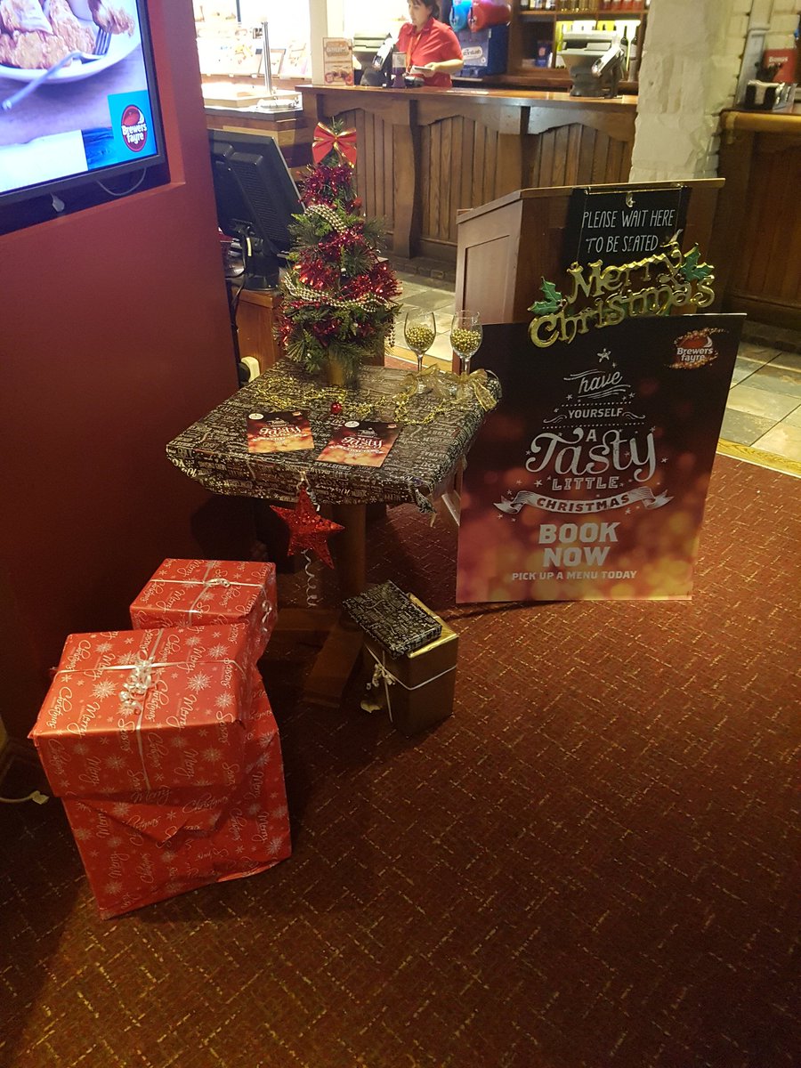 Christmas has arrived folks. Only 7 weeks to go. Team Stable Gate all ready to rock and roll! Have you booked yet? <a href="/PaulGreenwoodNW/">Paul Greenwood</a>