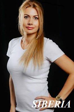 intrigaworld's tweet photo. Meet “https://t.co/JxFe0DMuMj of the World 2016” delegate – Mrs. Siberia
Oksana Orehova #Siberia @pageant #India #NewDelhi #topoftheworld https://t.co/8Ip5Xk6PAn