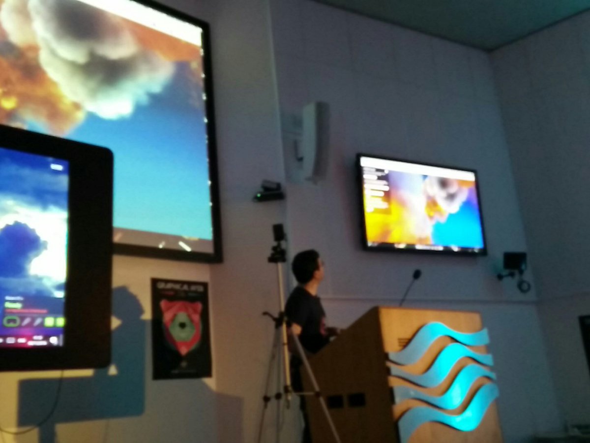 rabimba's tweet image. Exploding cloud @TheGraphicalWeb with @thespite