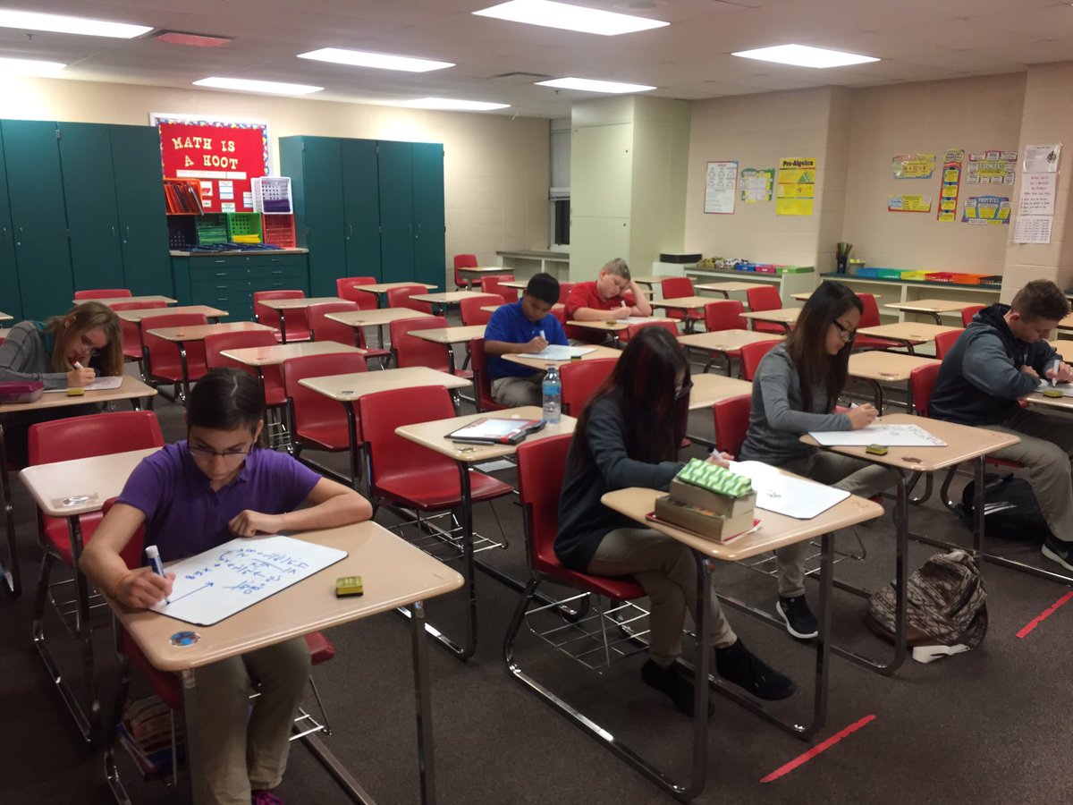 Friday morning early study session to get some extra help for their Pre-Algebra quiz. Good luck guys! #smsbethegood <a href="/SouthportMiddle/">Southport Middle</a>