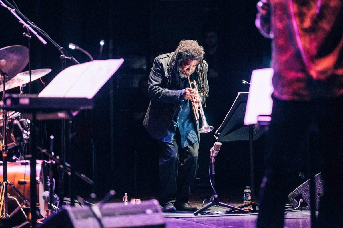 blnfestspiele's tweet photo. Großartige Eröffnung des #JazzfestBerlin 2016 mit #JuliaHülsmann #WadadaLeoSmith #MetteHenriette #Oddarrang #IngridLaubrock #MaryHalvorson https://t.co/HeZBCTguPq