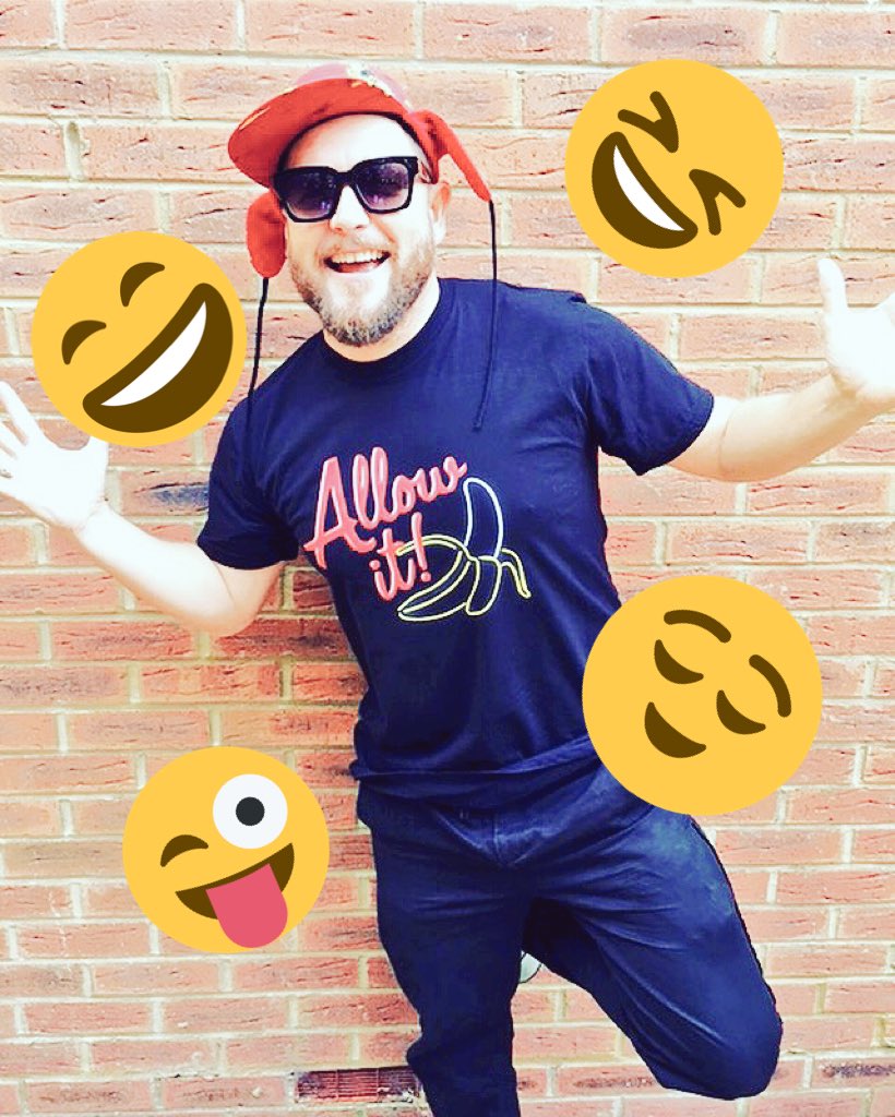 YOU KNOW WHAT TO DO FRIENDS! 🍌👍🏻😜🕶☀️🍍🍾everpress.com/allow-it #allowit #friyay #treatday #havesome #miguelito #loshermanos