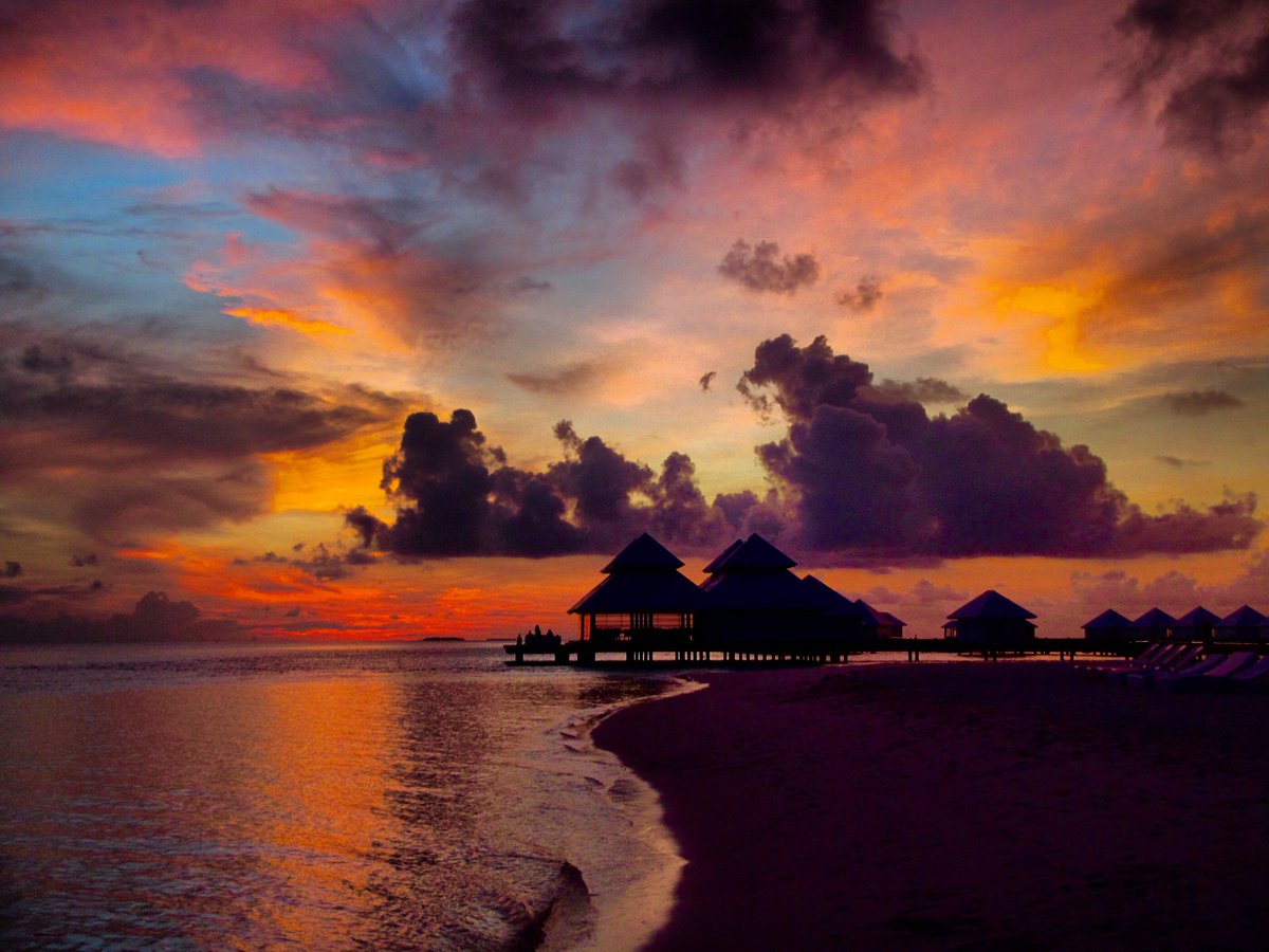 A #sunset here is something worth posting over and over again!  #Maldives #MV194