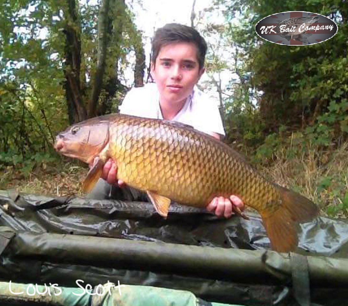 UKBaitCompany's tweet photo. Well another eventful day at mill farm fishery, with carp on the Pro-fruit pop up on a stiff hinge Rig
https://t.co/xprZWU1neS https://t.co/70YGaGrsyU