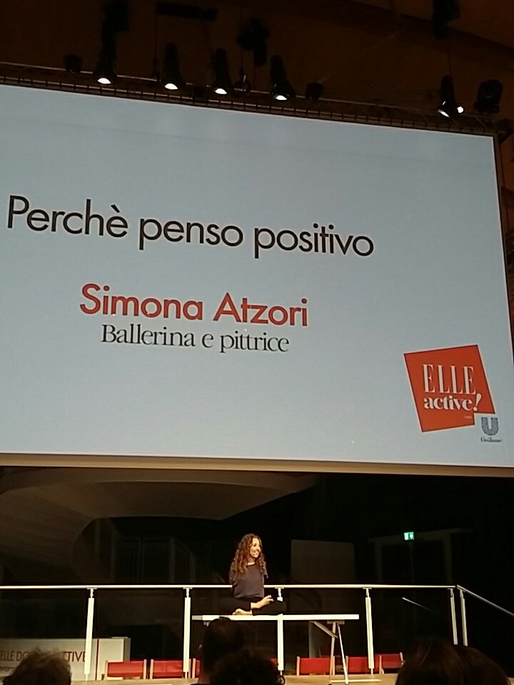 Al primo sguardo: non ho le braccia. Al secondo: le mie mani sono in basso. Al terzo: io so danzare. <a href="/SimonaAtzori/">SIMONA ATZORI</a> #ELLEactive #Insync