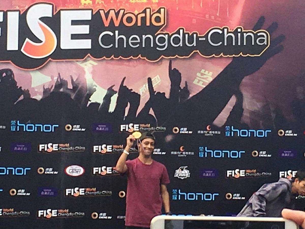 Jean-marc Johannes Wins first ever international Gold for SA at FISE World series Am 2016.
youtu.be/8Em-pFrqYE8