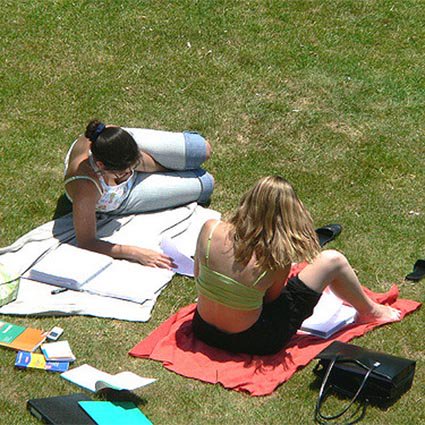 UBLC's tweet image. Class is in session! Students learn how to save! bit.ly/2eOdPkP