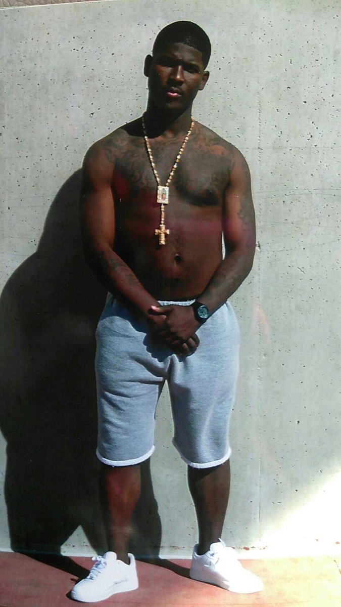 freesamhome_'s tweet image. #TheyKnowTheyKnow😈 FreeThatRealDemonYungBoyRayy🔥💯