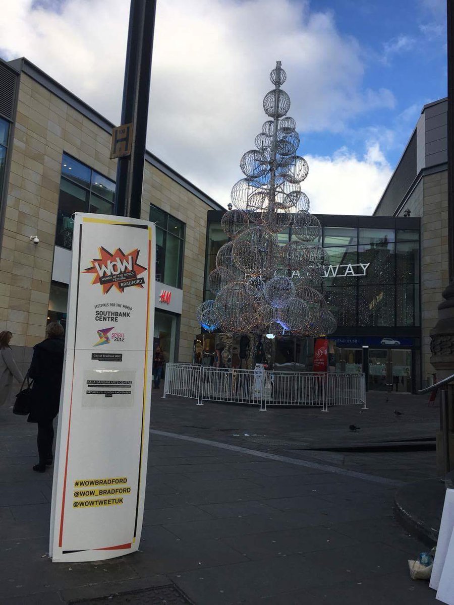 <a href="/HowDoYorkshire/">HowDo?! Yorkshire</a> team are out putting lamp post wraps in #Bradford today for <a href="/WOW_Bradford/">WOW Bradford</a> here's 2 at <a href="/TheBroadwayBrad/">TheBroadwayBradford</a> and @IndieQuarterBD1