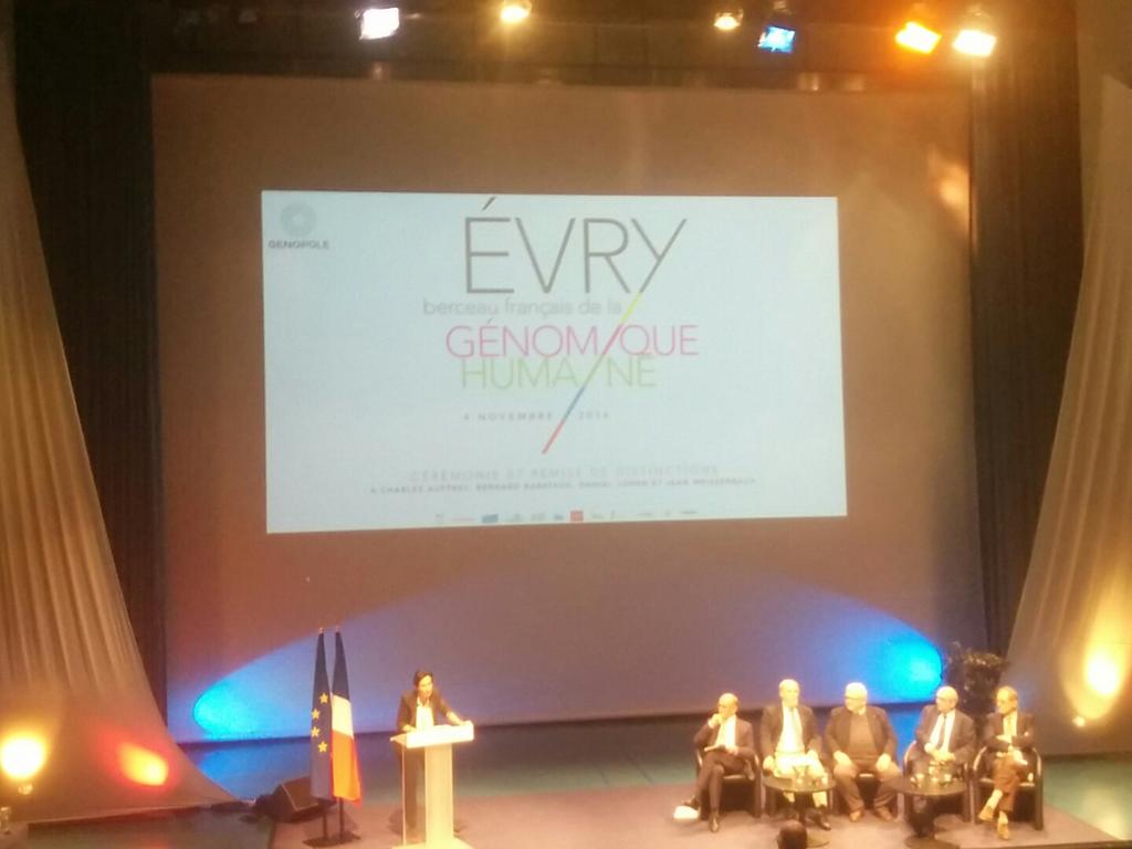 L' hommage de <a href="/GenethonFr/">GENETHON France</a> <a href="/Genopole/">Genopole</a> à ces pionniers est très émouvant! La génomique FR a été (brièvement) leader de la génomique mondial ici