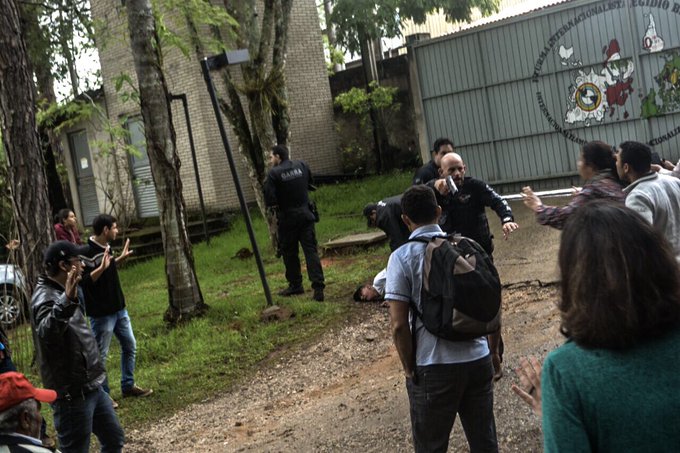 Ver imagem no Twitter Ver imagem no Twitter