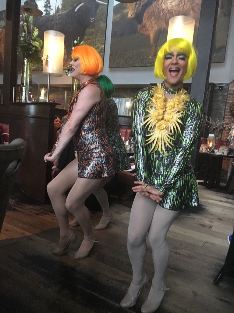 bws_sco's tweet photo. great time in Aberdeen supporting JDRF charity with Jeannette Forbes @PCLGroup just a normal lunch with globe girls https://t.co/0tAlEk600Q